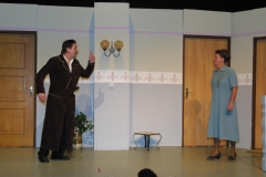 2004 Tratsch im Treppenhaus