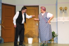 2004 Tratsch im Treppenhaus
